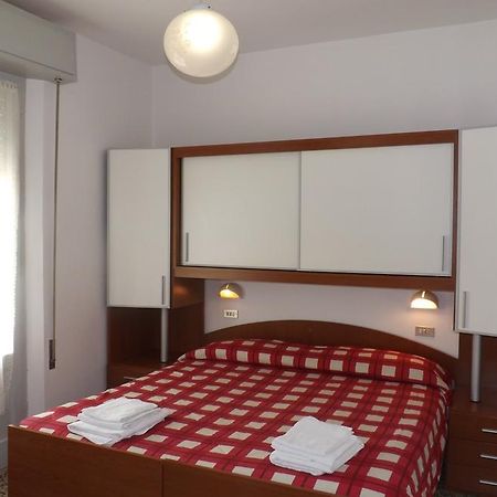 Hotel La Vela Bellaria-Igea Marina Zimmer foto